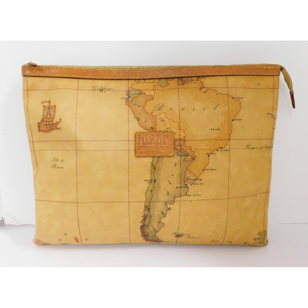 Alviero Martini Classe World‎ Map Large Envelope Clutch